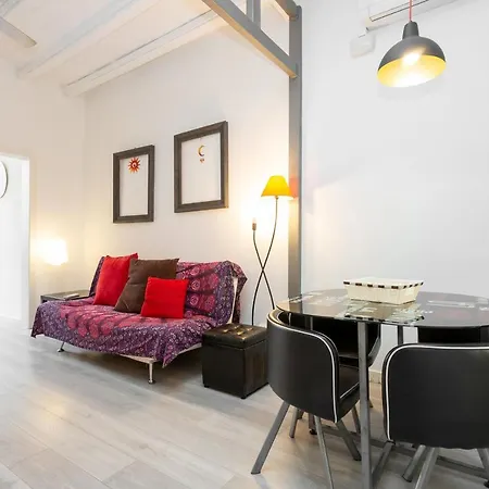 Super Bright City Center Apartament *